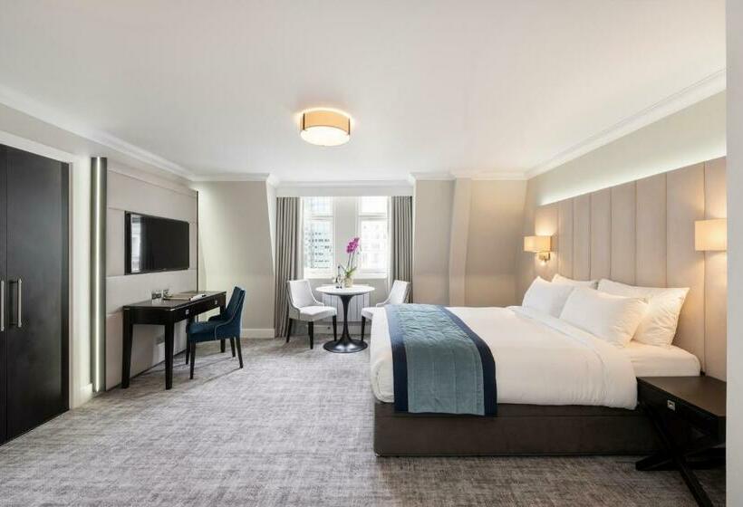 Tower Residences By Blue Orchid