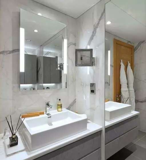 Tower Residences By Blue Orchid