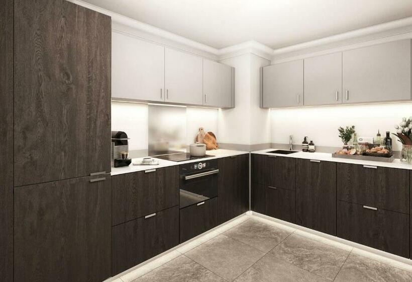 Tower Residences By Blue Orchid