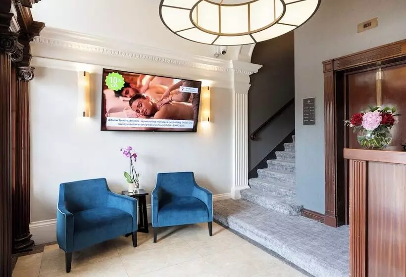 Tower Residences By Blue Orchid