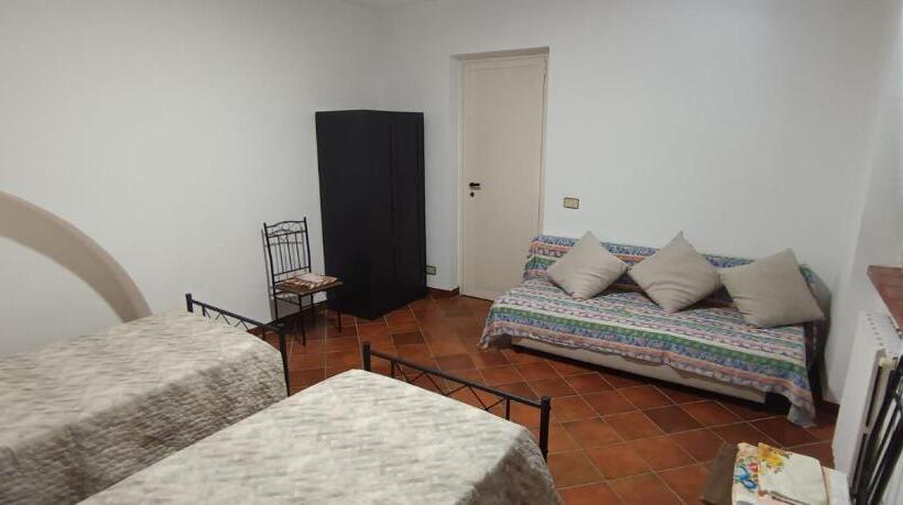 ベッドアンドブレックファースト Moon Ash   Cenere Di Luna