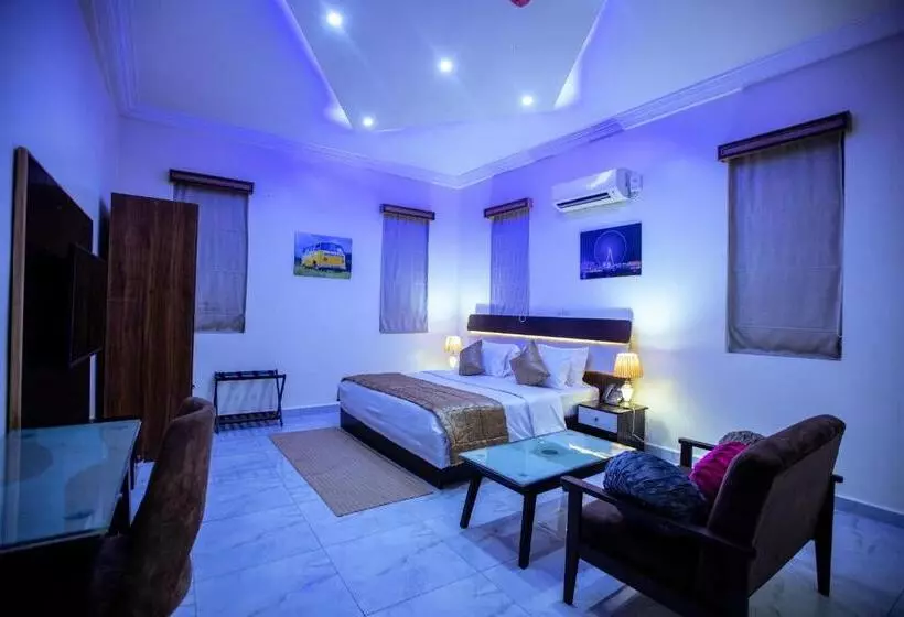 هتل Apartment79