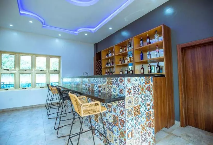 هتل Apartment79