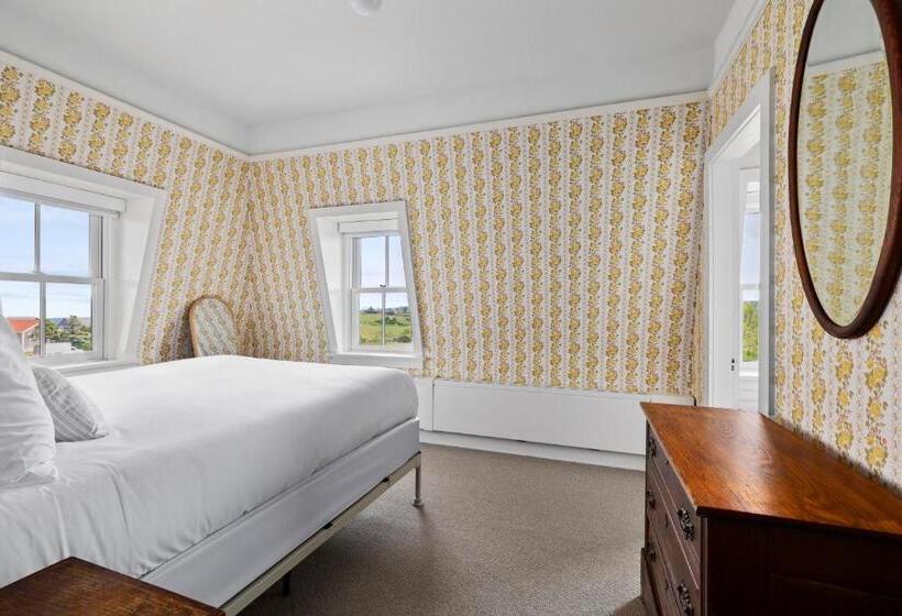 בית מלון כפרי Atlantic Inn