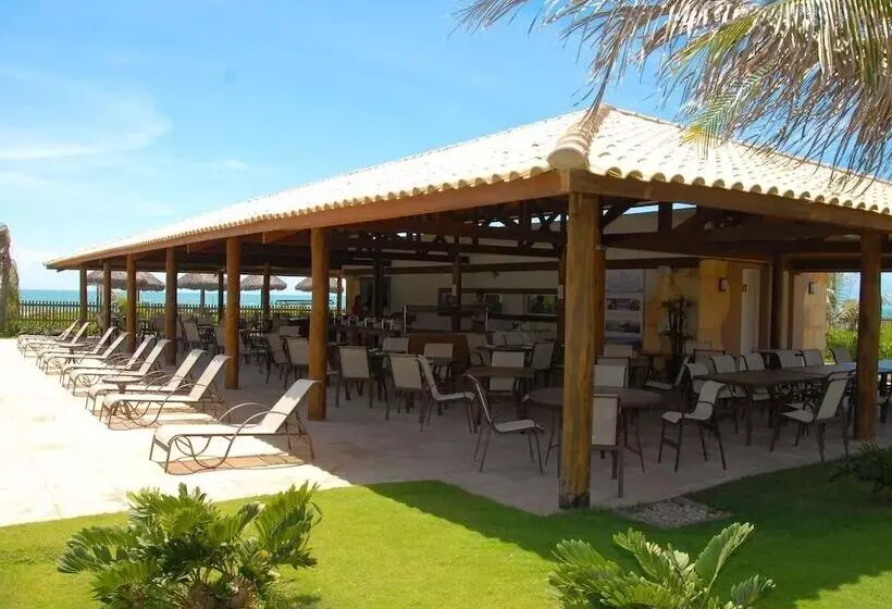 Hotelli Dom Pedro Laguna Beach Resort & Golf