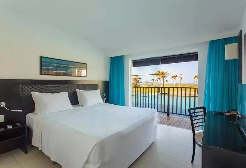 Hotelli Dom Pedro Laguna Beach Resort & Golf
