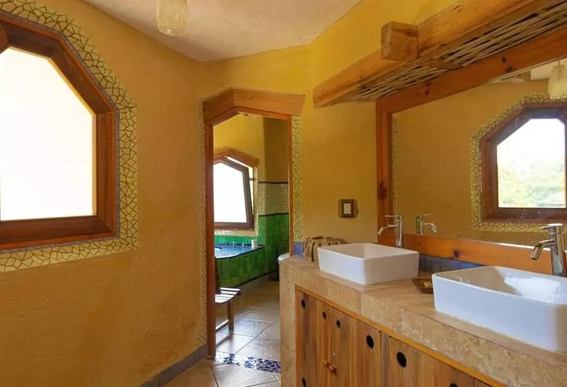 El Equimite Hotel Boutique