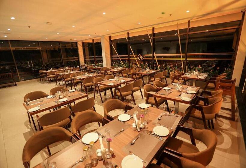 Hotell Saffron Wayanad