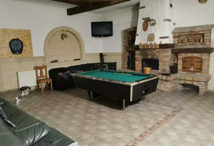 London Szálló Dabas