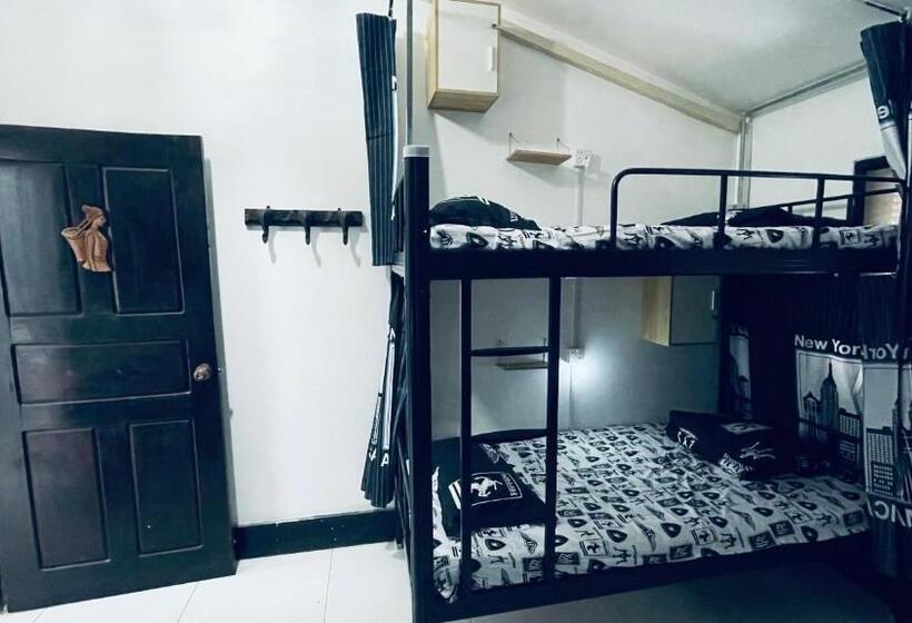 Meet Sunset Hostel Luangprabang