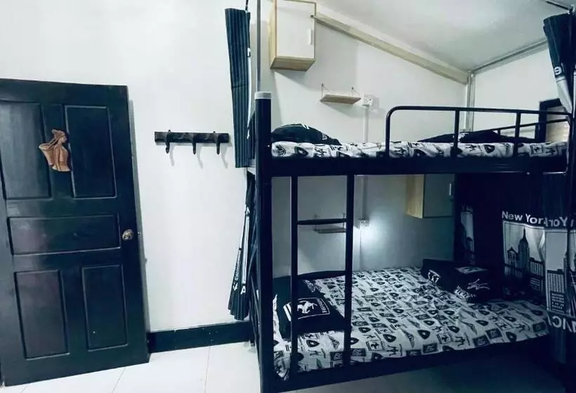 Meet Sunset Hostel Luangprabang