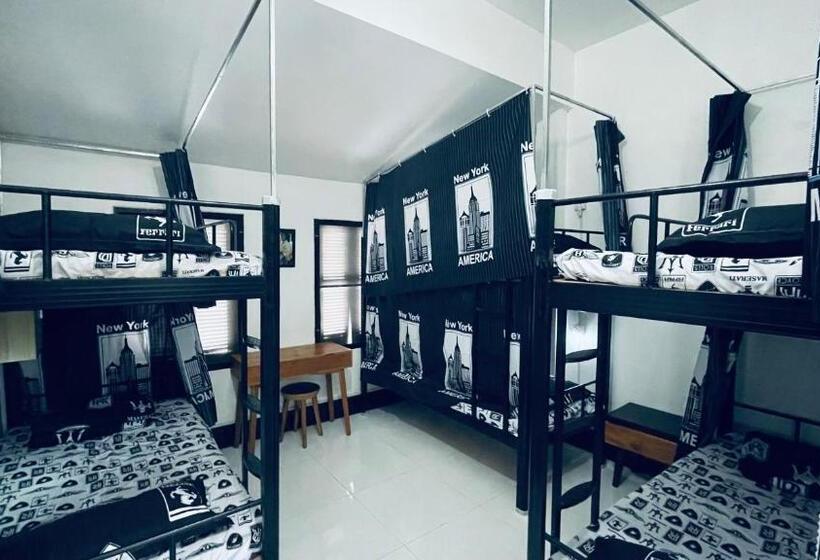 Meet Sunset Hostel Luangprabang