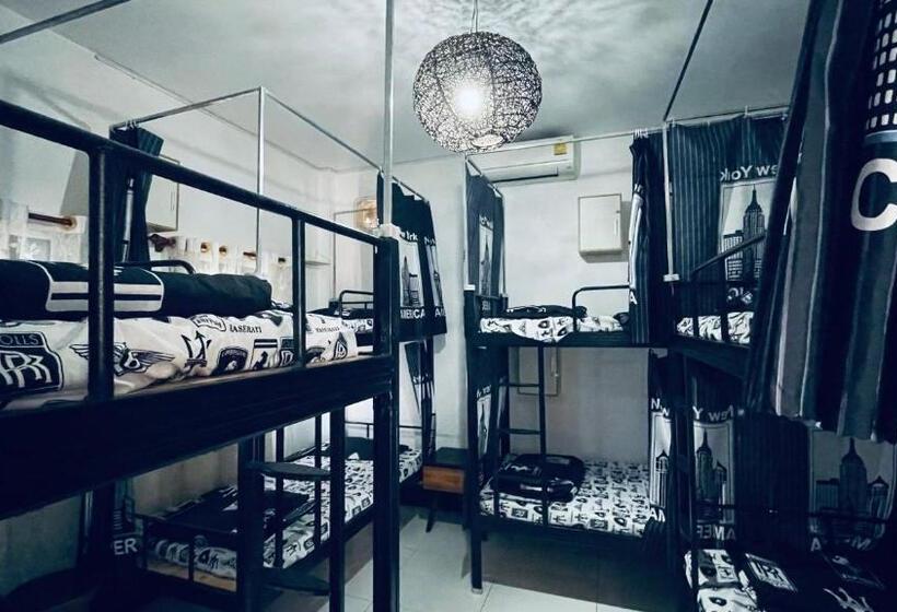 Meet Sunset Hostel Luangprabang