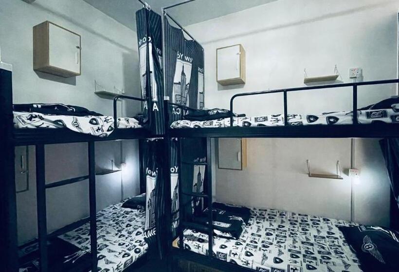 Meet Sunset Hostel Luangprabang