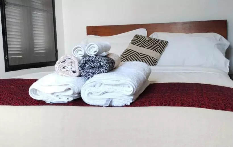 Meet Sunset Hostel Luangprabang