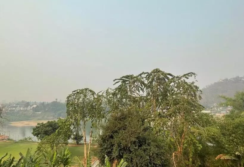Meet Sunset Hostel Luangprabang