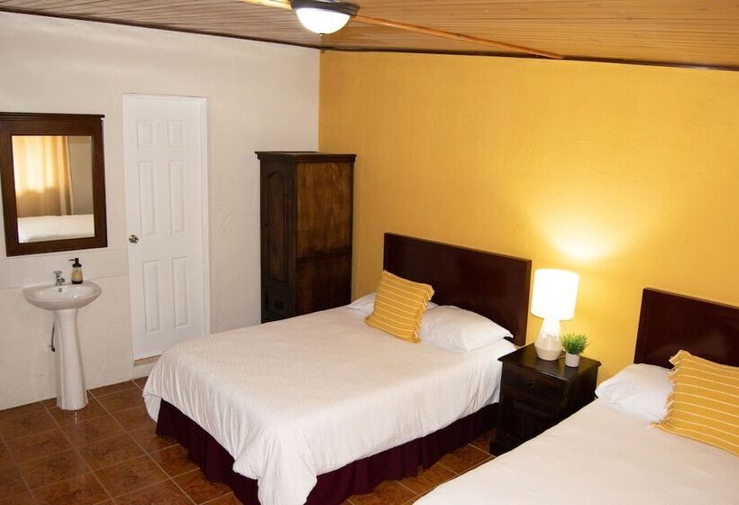 پانسیون Inari Guatemala