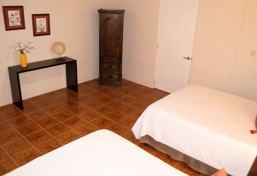 پانسیون Inari Guatemala