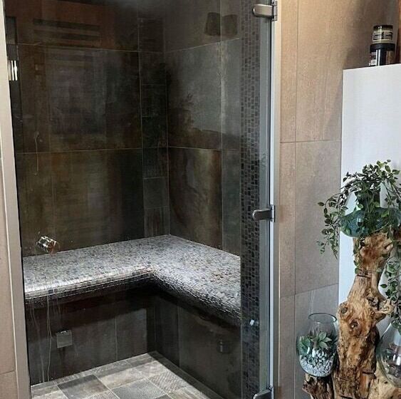 بنسيون L Eau Par Feyte