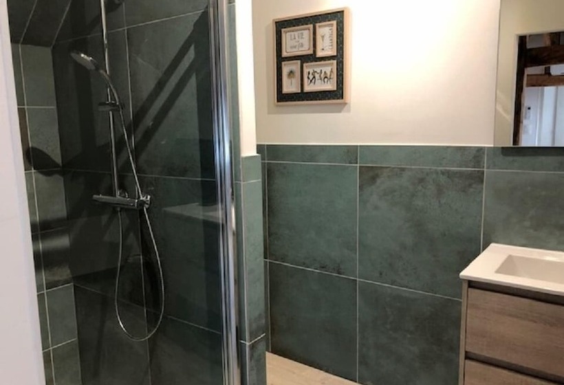 بنسيون L Eau Par Feyte