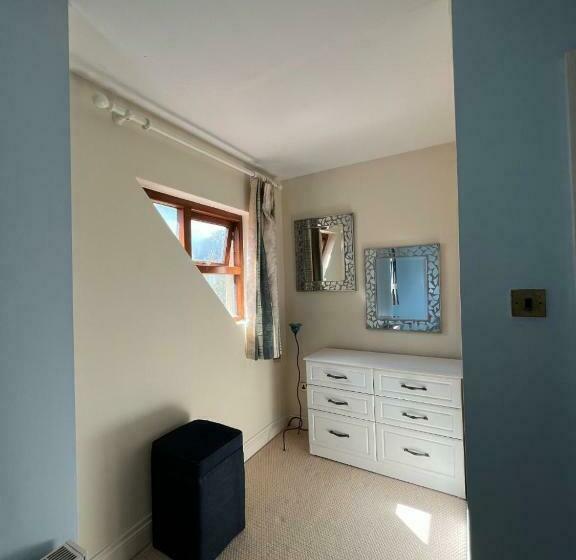 פנסיון Taylors Hill Luxury Guest House