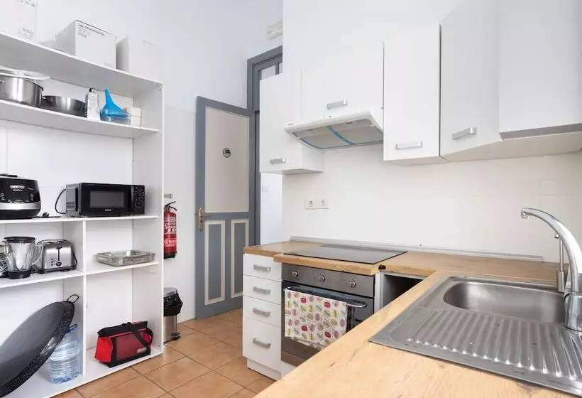 Wanderlust Hostel