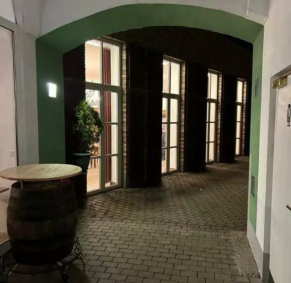 ユースホステル Gasthof Zum Greif