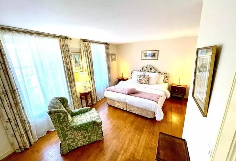 Aamiaismajoitus (B&B) Le Logis Plantagenêt