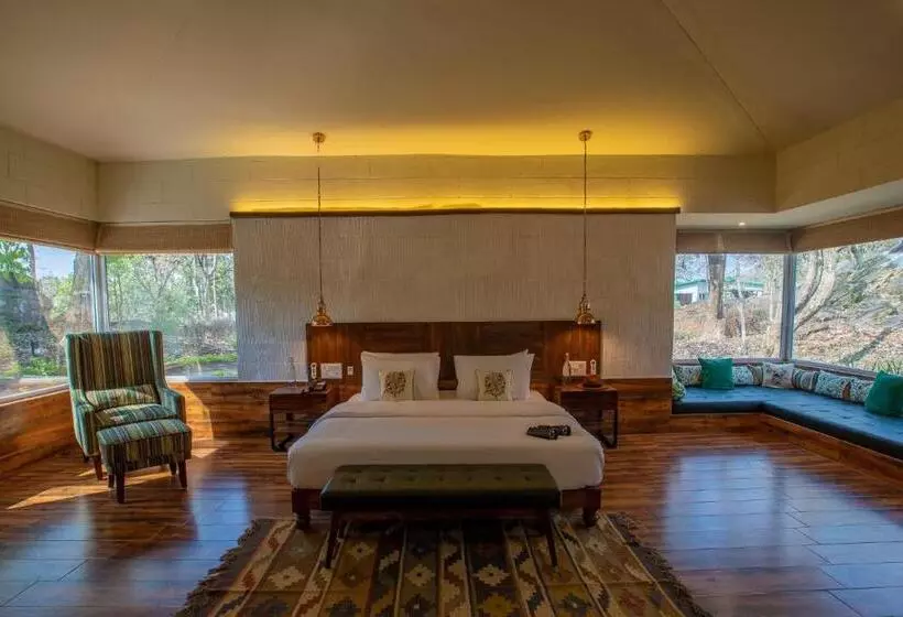 Hotelli The Riverwood Forest Retreat  Kanha