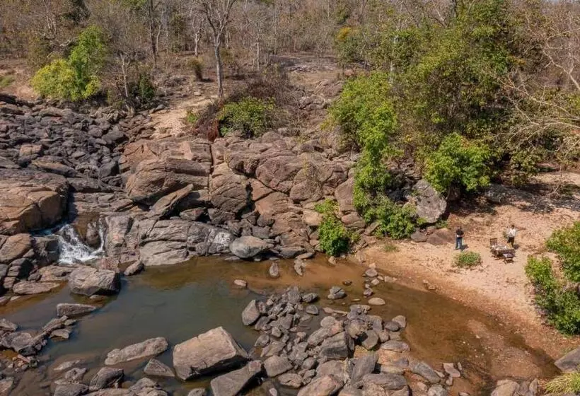 Hotelli The Riverwood Forest Retreat  Kanha