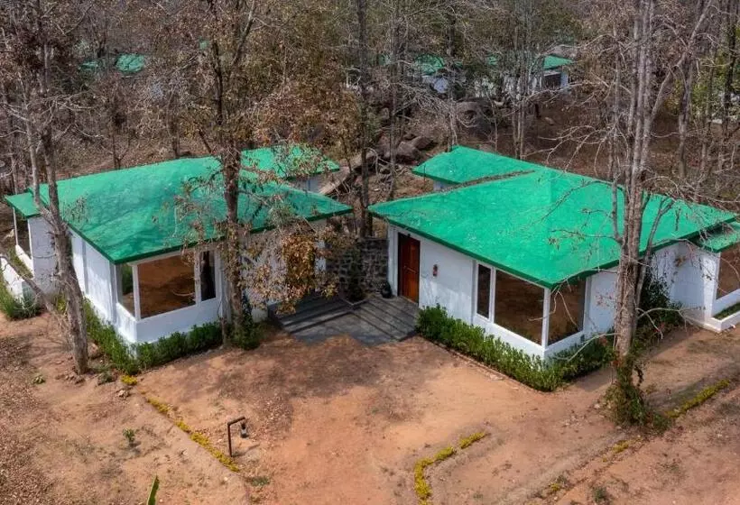 Hotelli The Riverwood Forest Retreat  Kanha