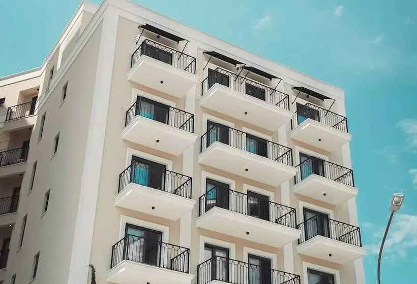 Kondo Hotel Allure