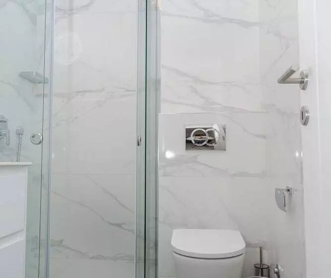 Kondo Hotel Allure