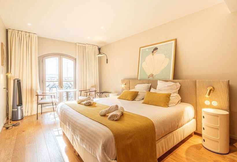 פנסיון La Maison De Blanche