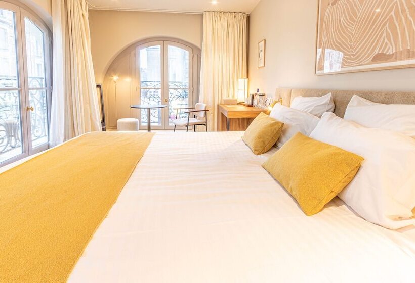 פנסיון La Maison De Blanche