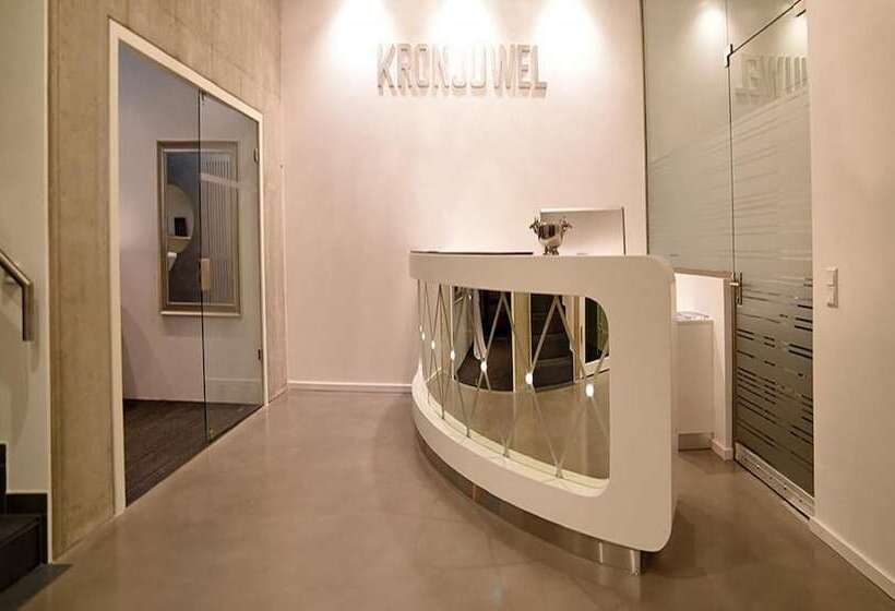 ホテル Kronjuwel By Bright