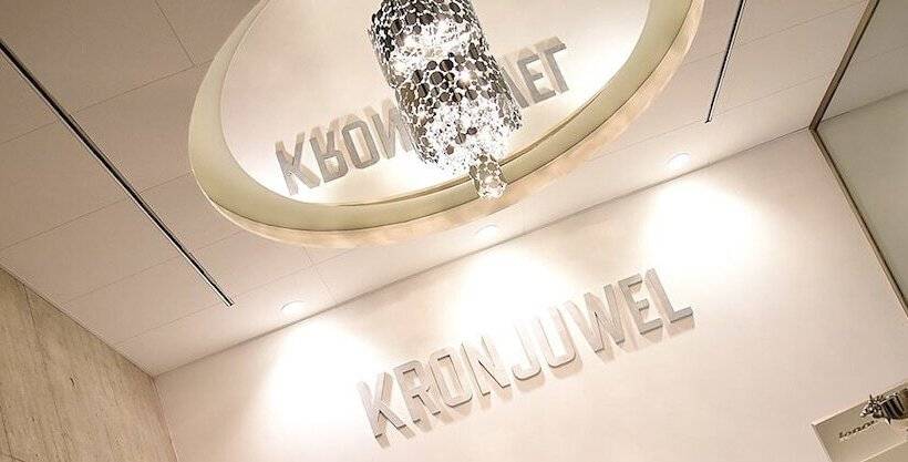 ホテル Kronjuwel By Bright