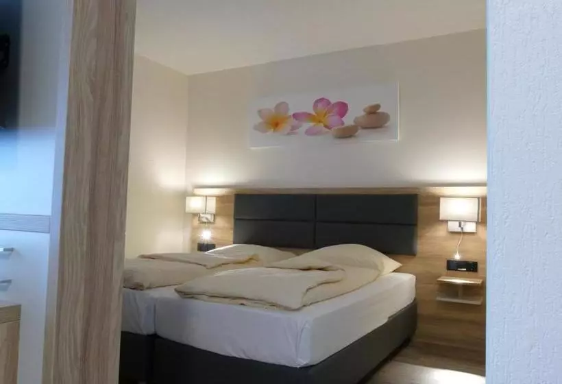 Hotelli Landhaus Mienenbüttel