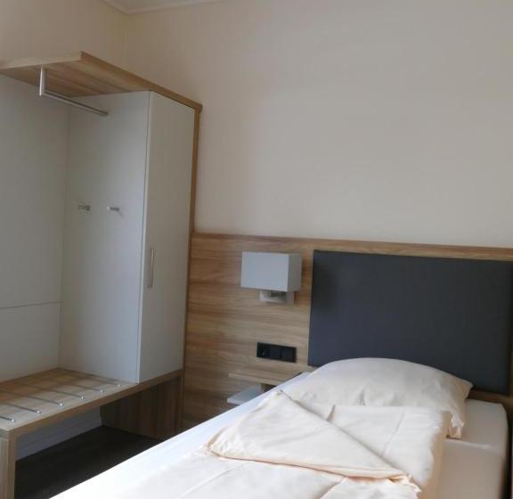 Отель Landhaus Mienenbüttel