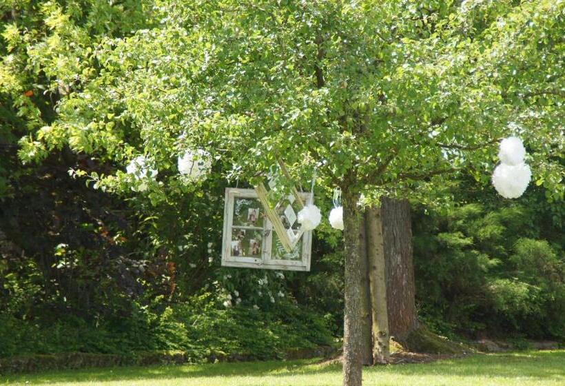 Отель Landhaus Rössle