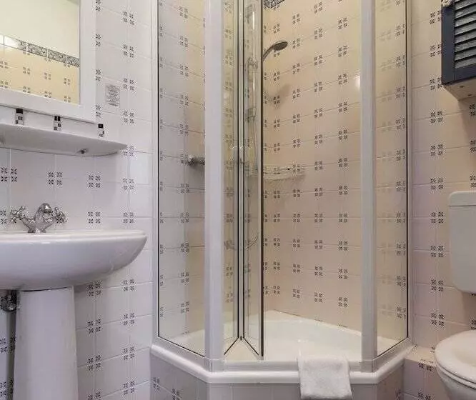 Hotelli Logierhaus Am Denkmal