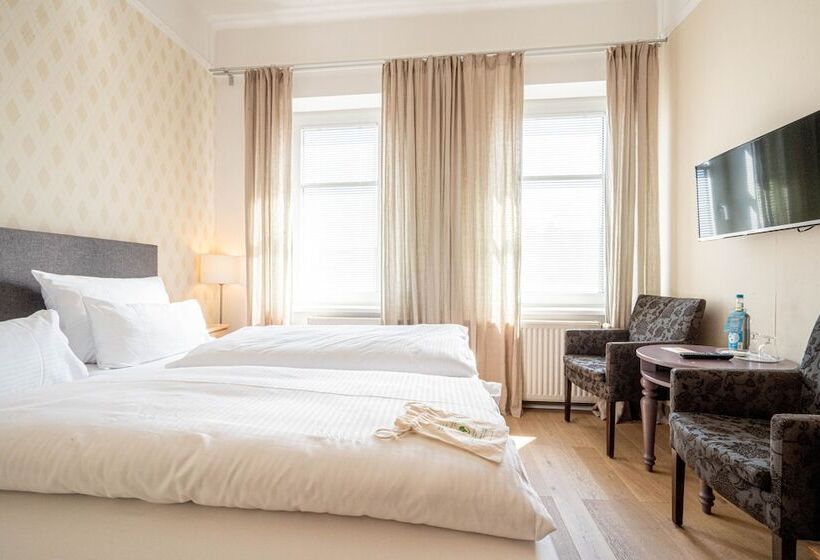 هتل Logierhaus Am Denkmal