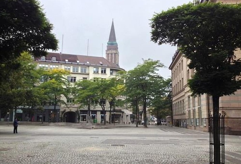 בית מלון כפרי Luxx City Apartments