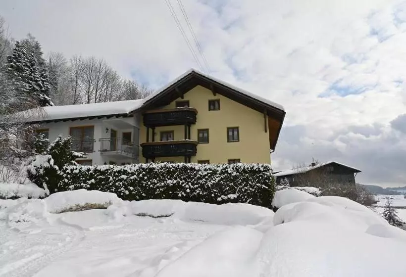 Hotelli Pension Klein