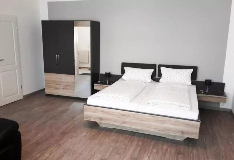 Hotelli Pension Marktblick