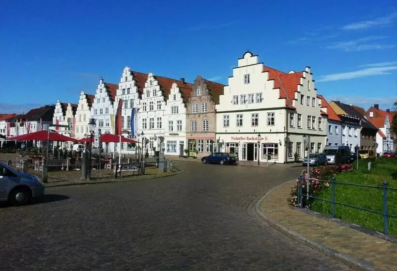 Hotelli Pension Marktblick