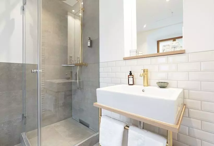 Hotelli Schattenhofer Braugasthof