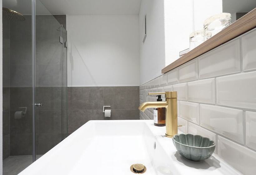 בית מלון כפרי Schattenhofer Braugasthof