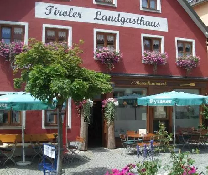 ホテル Tiroler Landgasthaus