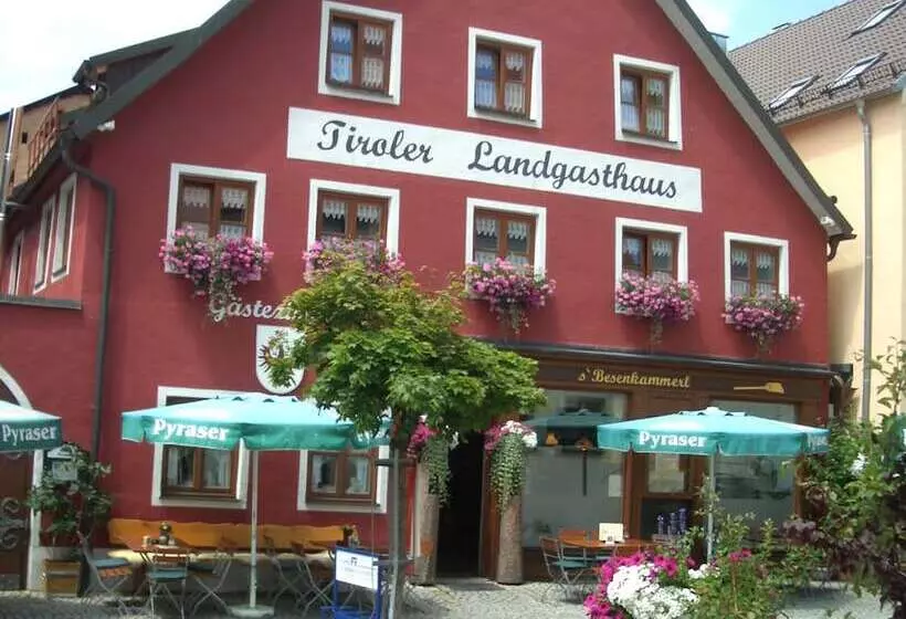 ホテル Tiroler Landgasthaus